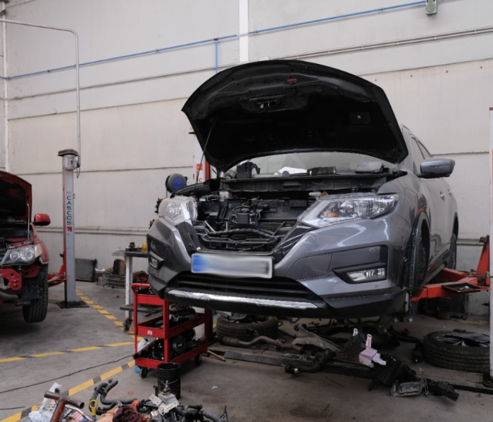 foto-coche-reparacion-para-apartado-productos-servicios-talleres-m.-garcia-bueno-motril-granada Foto Coche Reparado para Apartado Productos y Servicios Talleres M. Garcia Bueno en Motril (Granada)